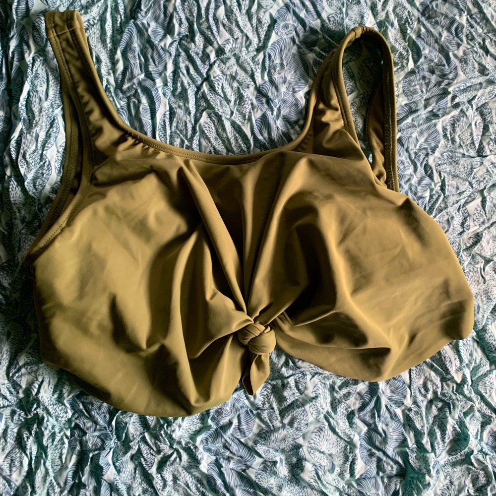 💚 3 FOR 15$ 💚Walmart brand No Boundaries size M green swim top
